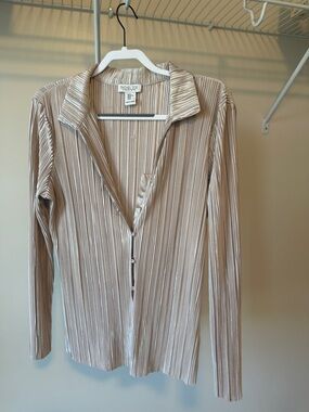 Rachel Zoe Cream Pleated Button-Down Long Sleeve Top